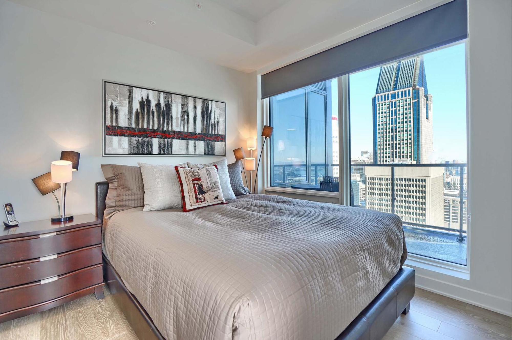 Spectacular Skyline Views - Downtown Montreal - Luxury Condo & Penthouse Exterior photo