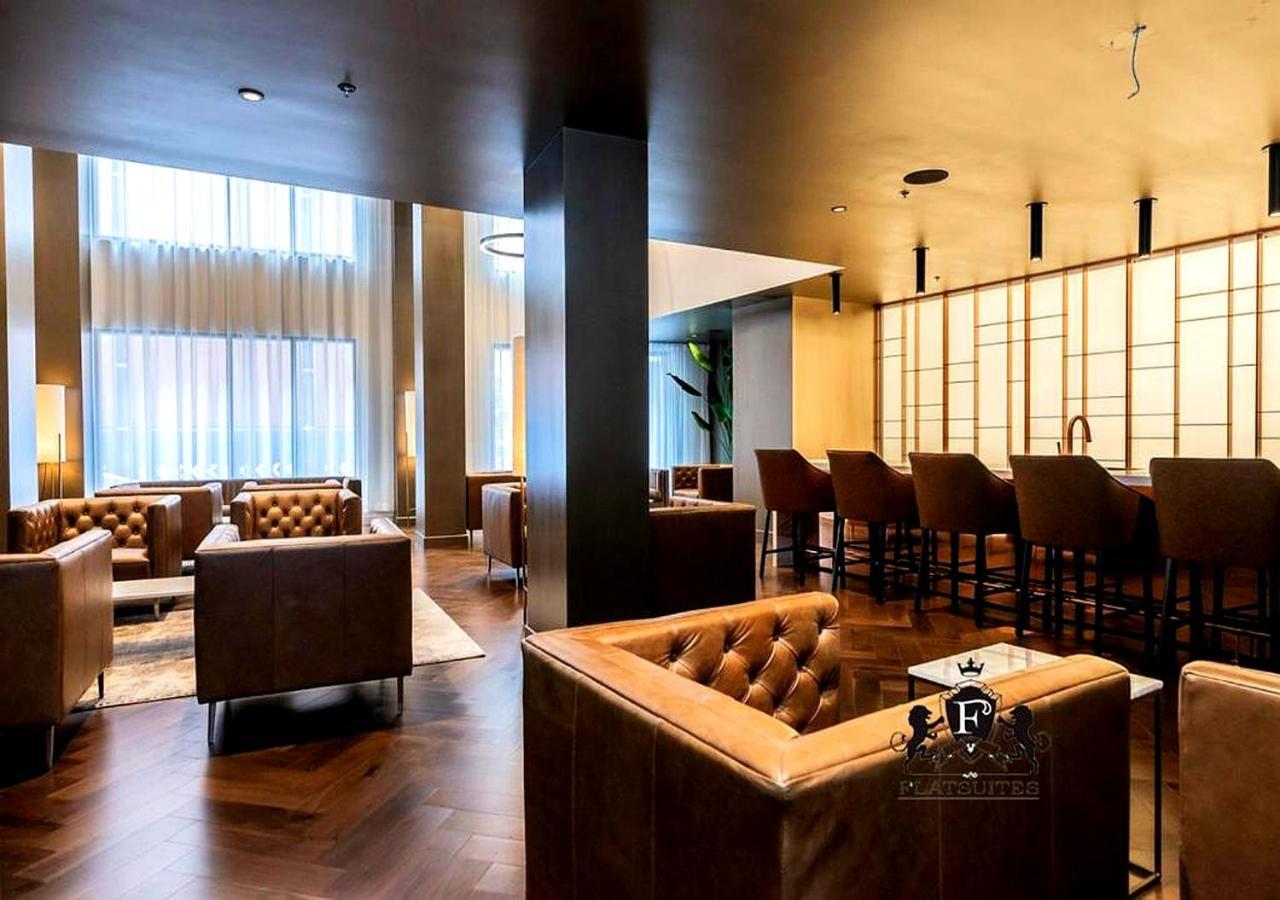 Spectacular Skyline Views - Downtown Montreal - Luxury Condo & Penthouse Exterior photo