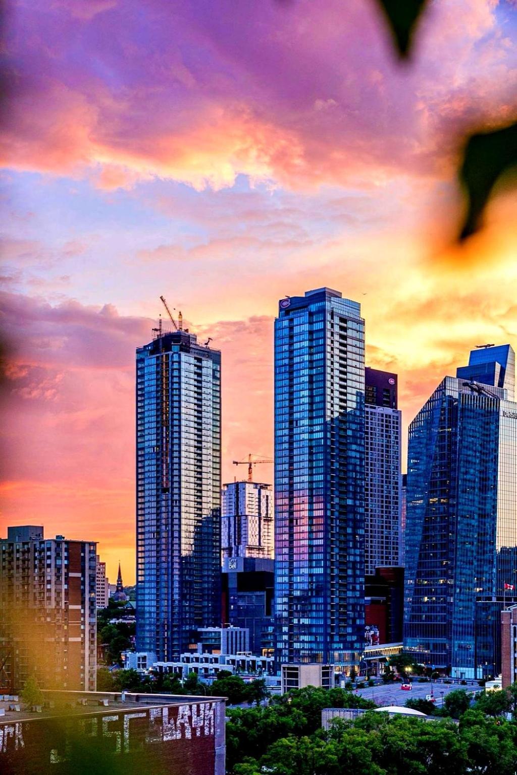 Spectacular Skyline Views - Downtown Montreal - Luxury Condo & Penthouse Exterior photo